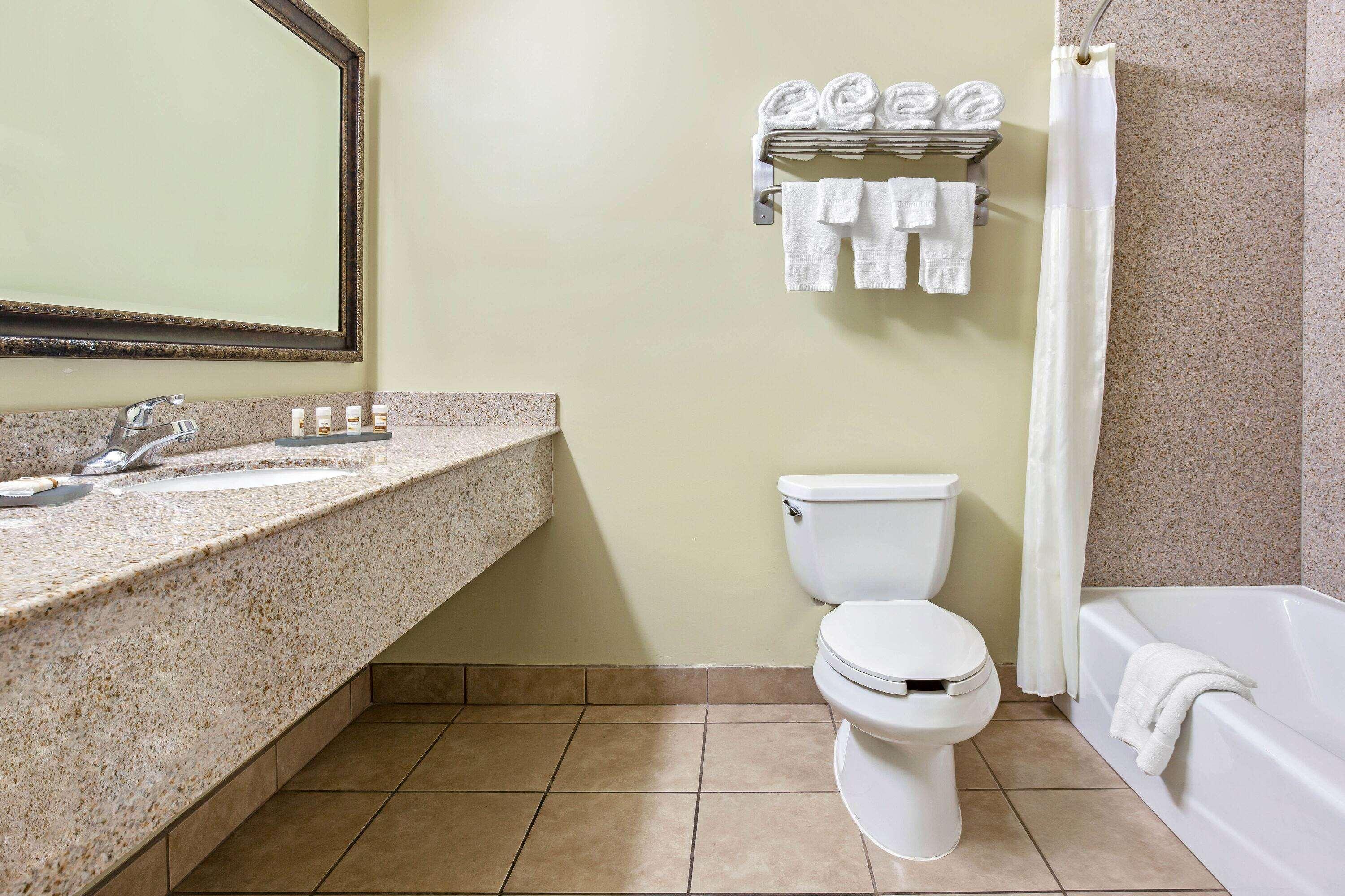 La Quinta By Wyndham Moreno Valley Bagian luar foto