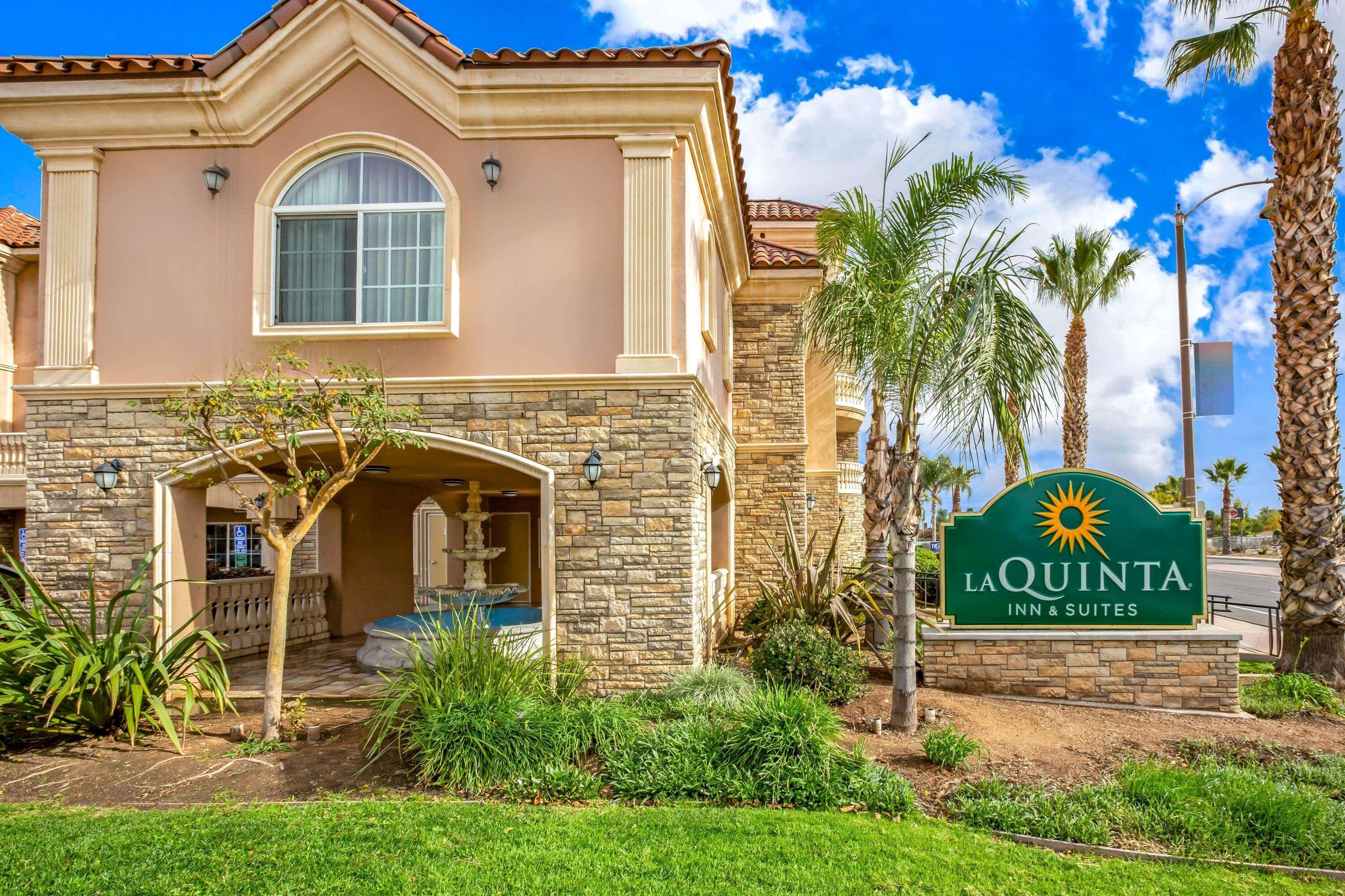 La Quinta By Wyndham Moreno Valley Bagian luar foto