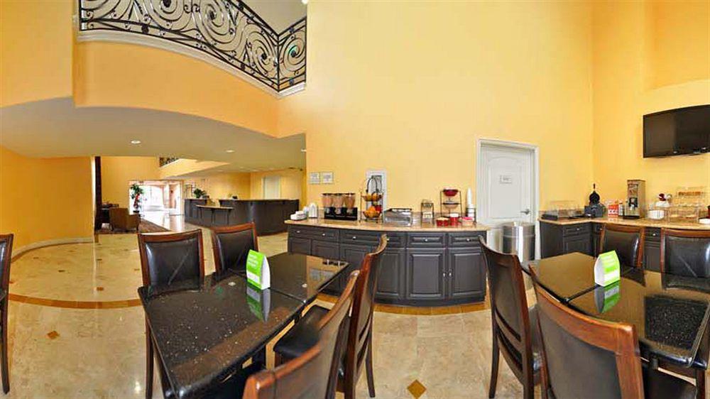 La Quinta By Wyndham Moreno Valley Bagian luar foto