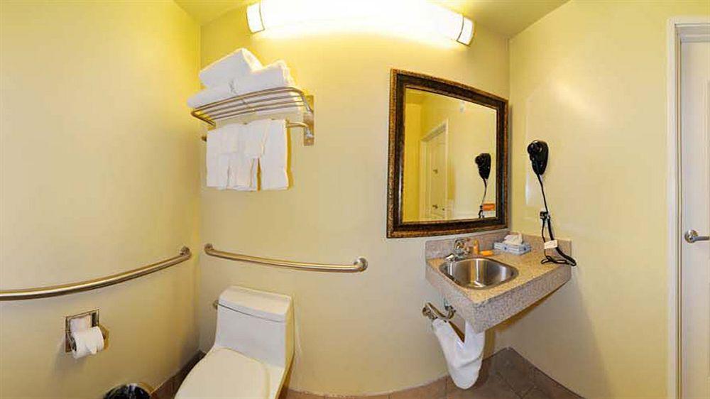 La Quinta By Wyndham Moreno Valley Bagian luar foto