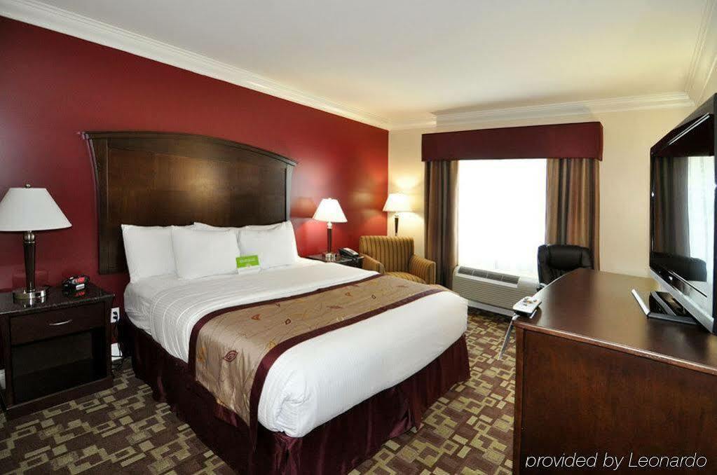 La Quinta By Wyndham Moreno Valley Bagian luar foto